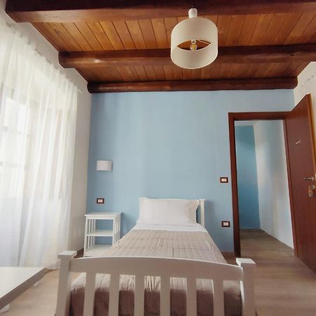 Donna Raffaela Bed and Breakfast Tertenìa Eksteriør billede