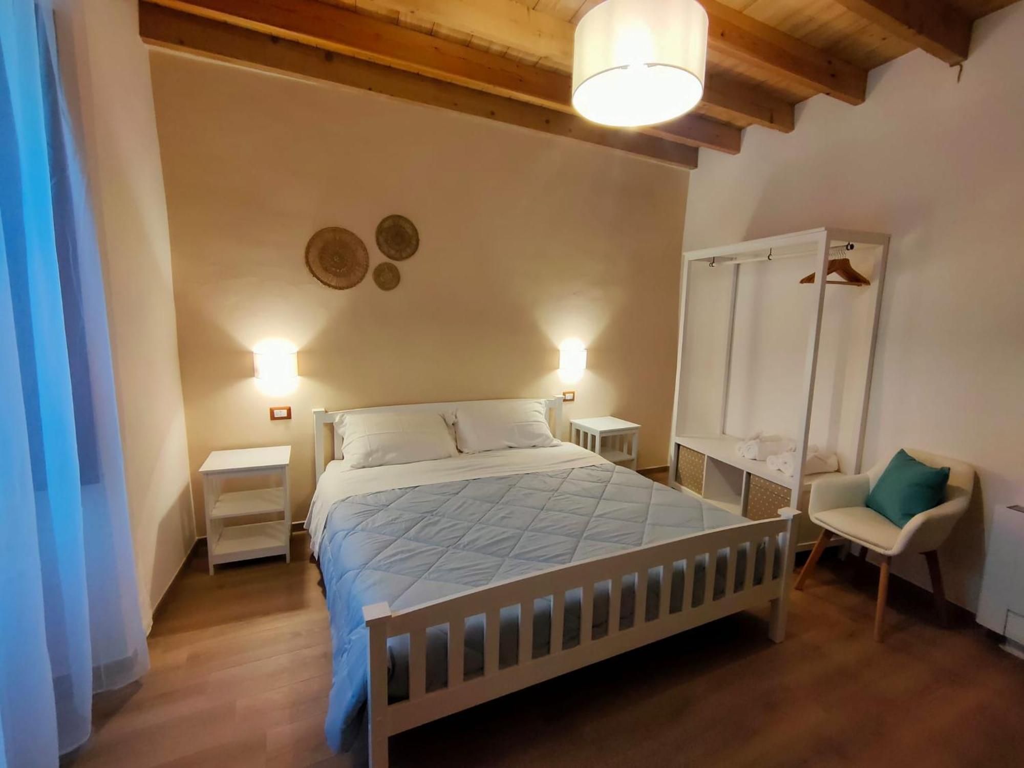 Donna Raffaela Bed and Breakfast Tertenìa Eksteriør billede